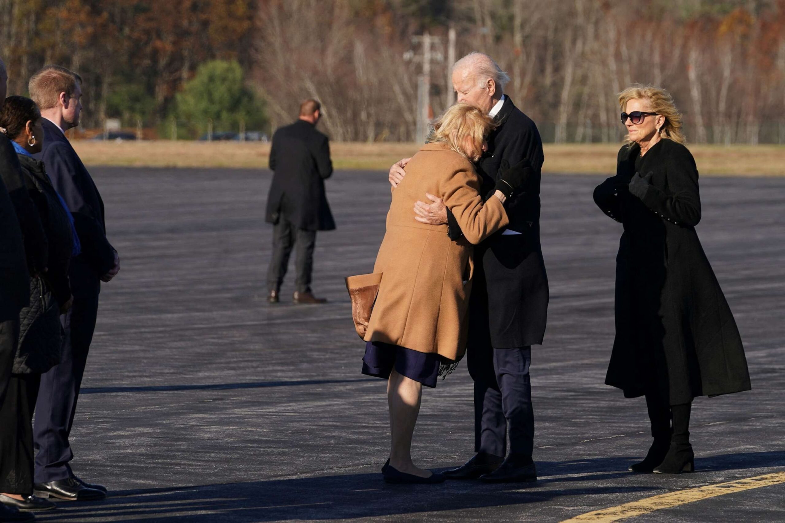 Biden Meets Families In Maine After Mass Shooting - KahawaTungu