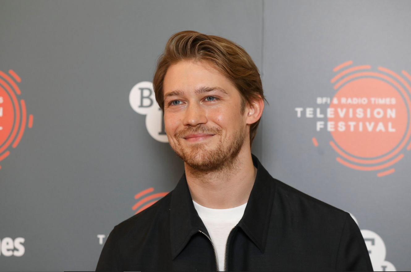 Joe Alwyn Net Worth