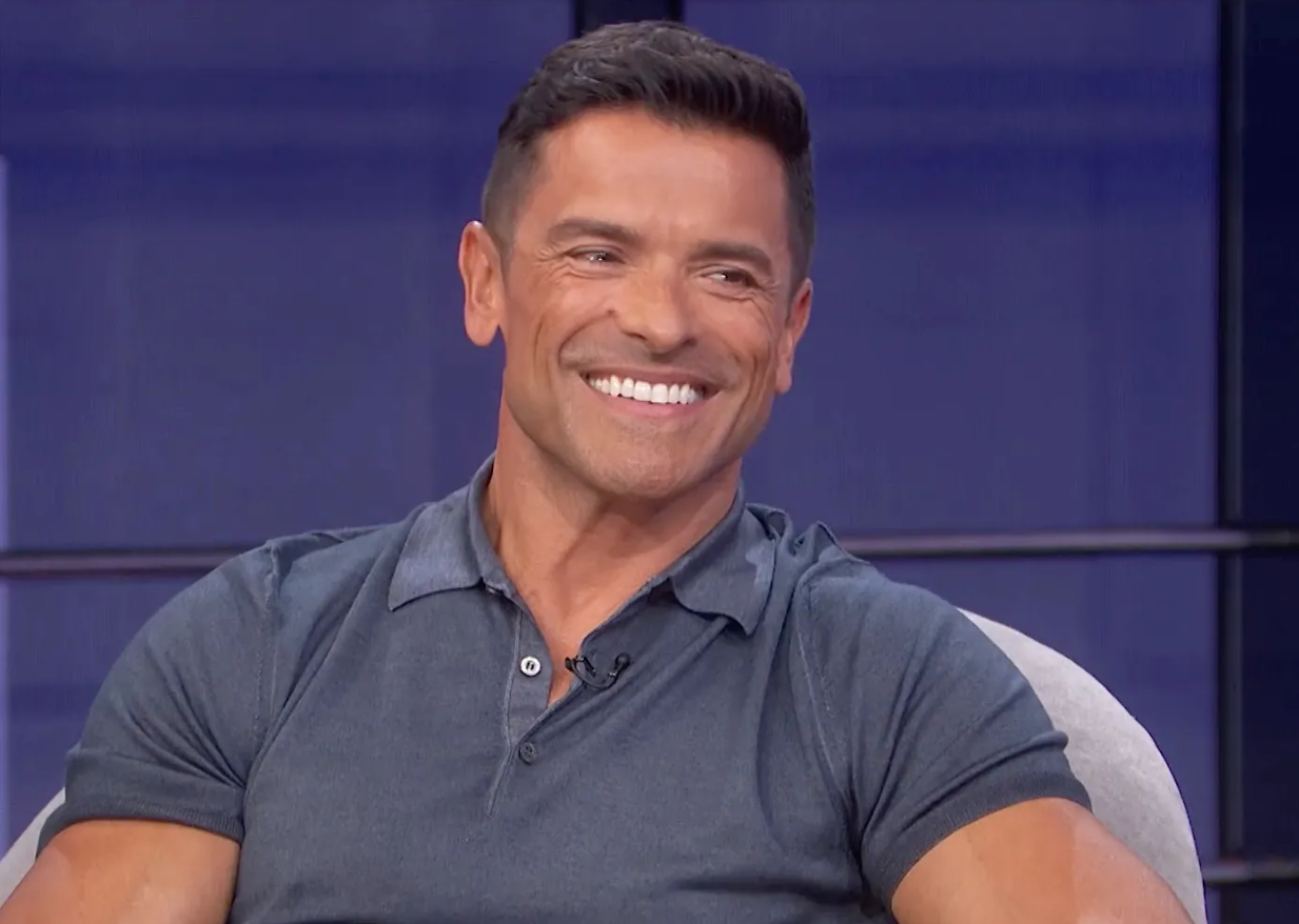 Mark Consuelos Net Worth How Much Does The Actor Earn? KahawaTungu