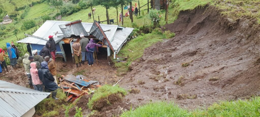 family buried mudslide in narok