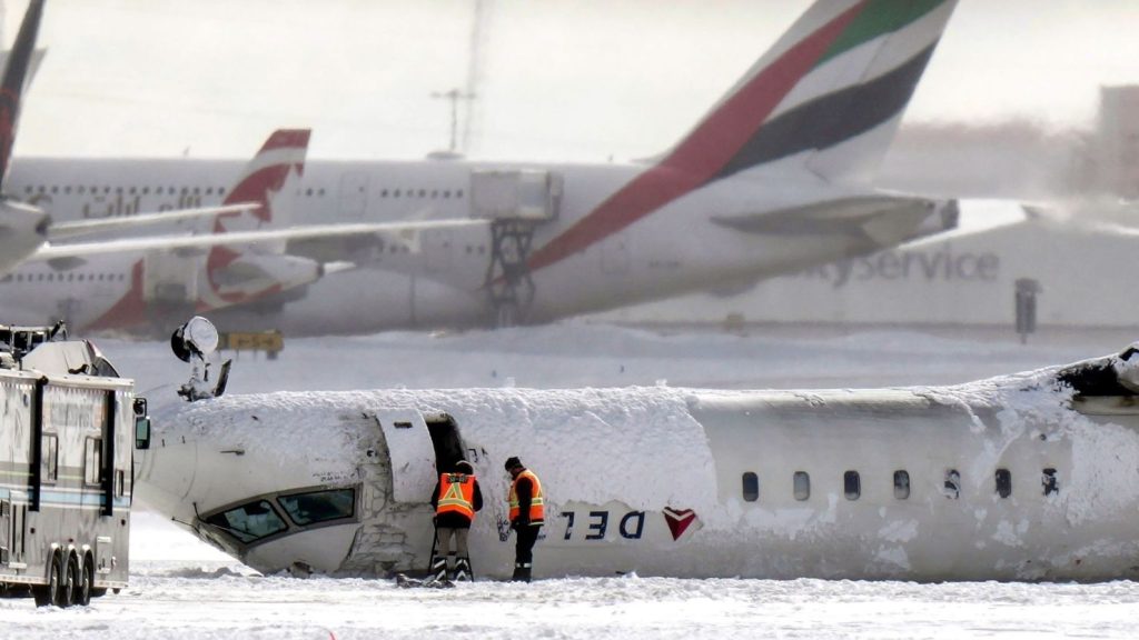 Passengers On Crashed Toronto Plane Offered US$30,000 Each