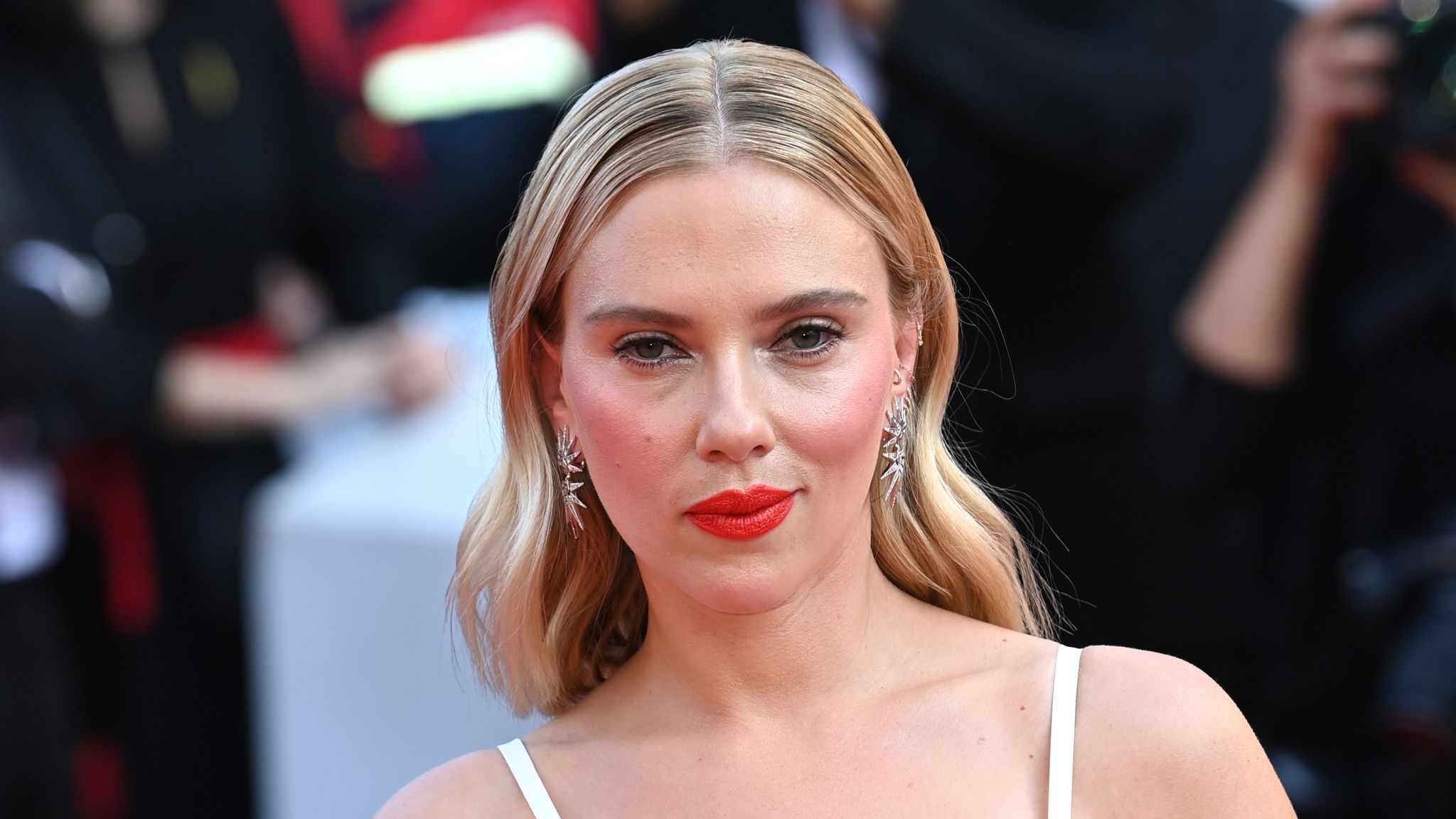Scarlett Johansson s Net Worth Kahawatungu Scarlett Johansson s Net Worth Kahawatungu
