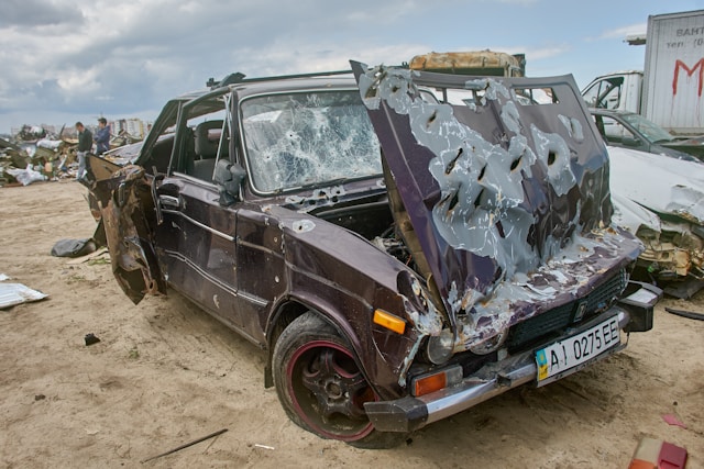 The Steps Involved in Suing a Commercial Vehicle That Caused an Accident Commercial Vehicle That Caused an Accident