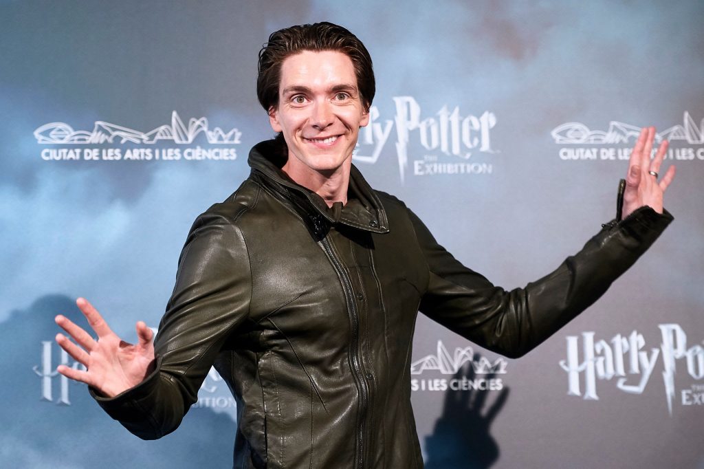 James Phelps Siblings: All About Oliver Martyn John Phelps