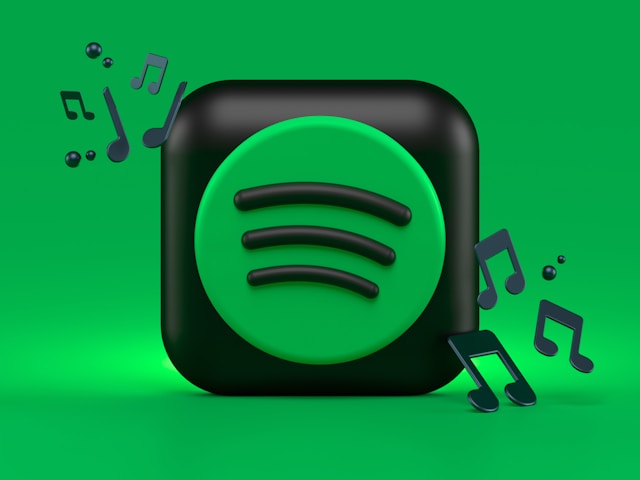 How to Enjoy Gaming and Music on Android with Minecraft APK and Spotify APK Latest Version Spotify 3D icon concept