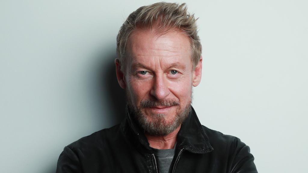 Richard Roxburgh Siblings: Meet the Siblings Squad Behind the Australian Actor
