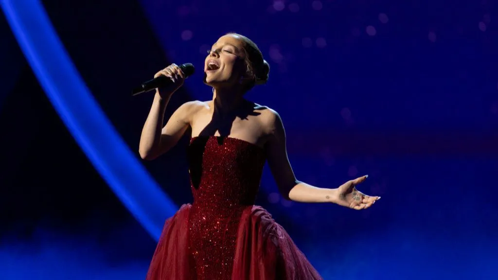 Ariana Grande Announces First Tour For Seven Years