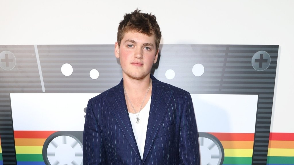 Joe Anders Siblings: Meet Phoebe Mendes, Bear Blaze Winslet and Mia Honey Threapleton