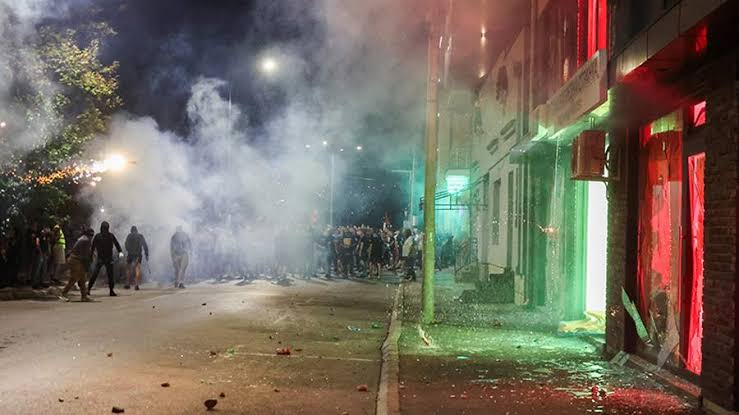 Serbia ruling party offices set on fire in protests