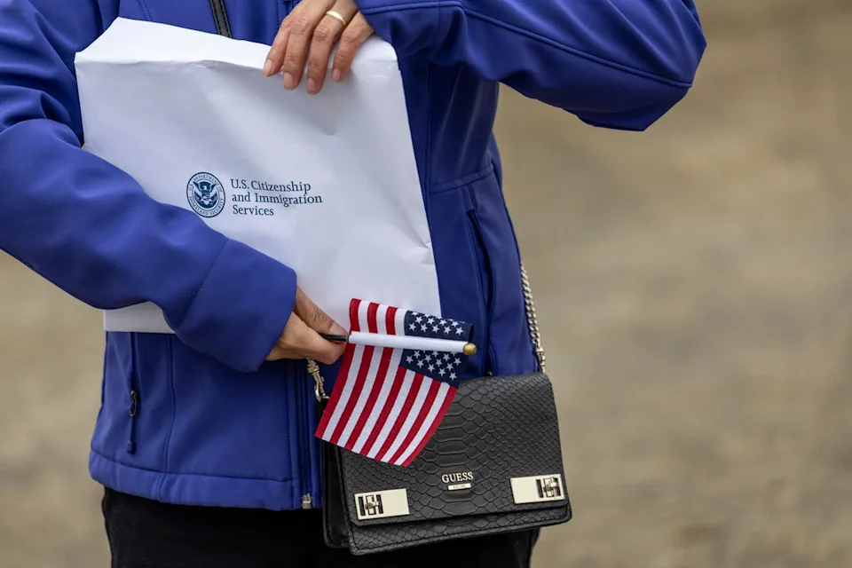 Agency handling green cards and citizenship to hire armed agents who can make arrests Agency handling green cards and citizenship to hire armed agents who can make arrests