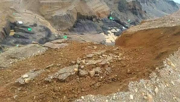 At least 1,000 killed in Sudan landslide, rebel group says