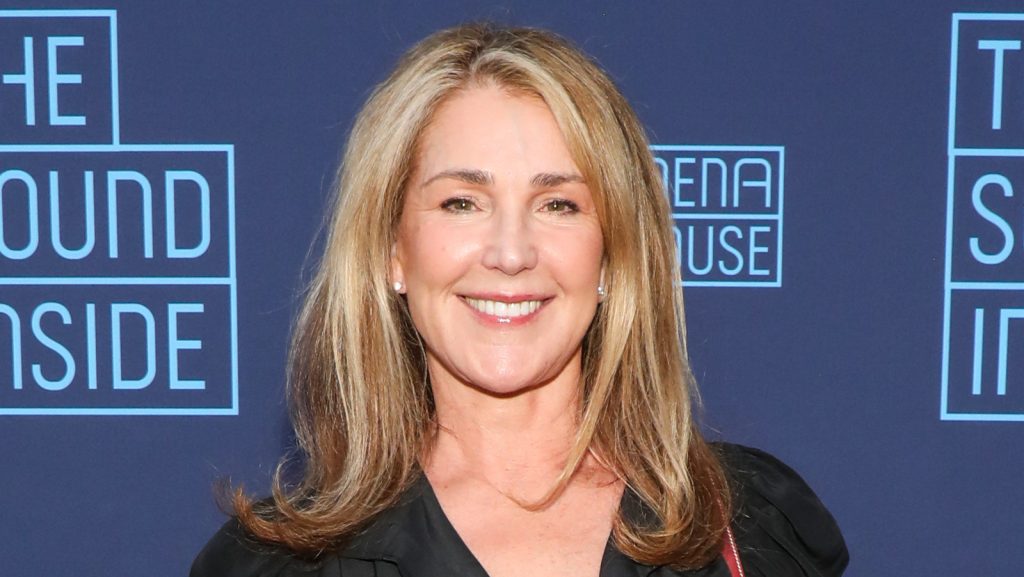 Peri Gilpin Net Worth