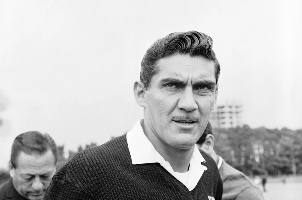 What Was Antonio Carbajal Net Worth When He Died?