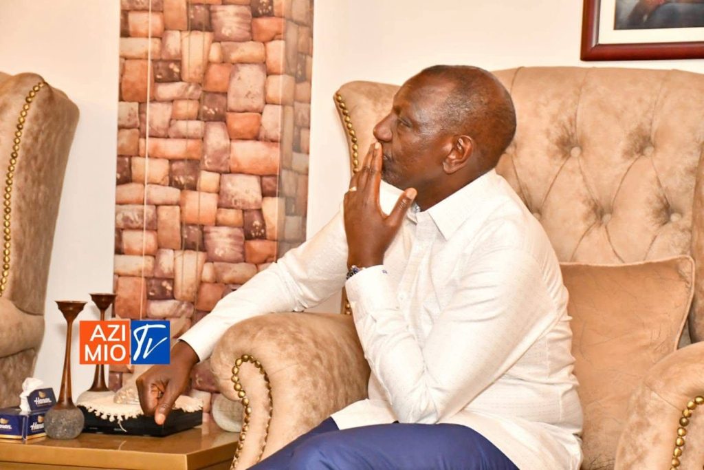 [PICTURES] Ruto Leads Leaders in Mourning Raila Odinga at His Karen Home