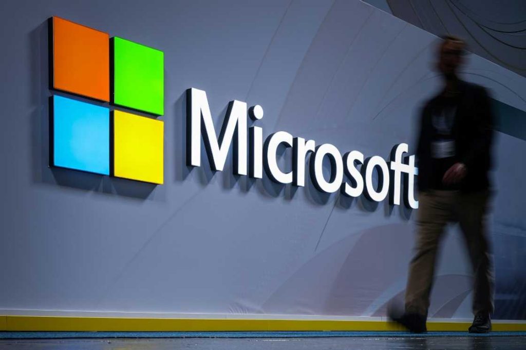 Microsoft to Retire Office Online Server by 2026, Shifts Focus to Cloud and AI Tools Critical Windows Server Flaw Exploited by Hackers Microsoft Office Online Server Office