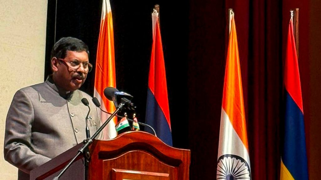 Shoe thrown at India’s top judge in religious row Shoe thrown at India's top judge in religious row