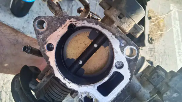 How To Clean A Throttle Body Without Removing It How To Clean A Throttle Body Without Removing It