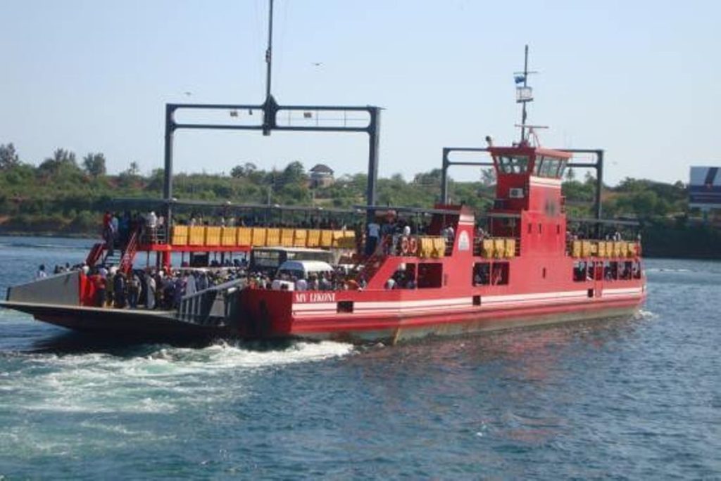 Shock as man jumps into the Indian Ocean from ferry in Mombasa Shock as man jumps into the Indian Ocean from ferry in Mombasa