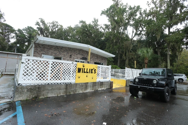 Shooting at crowded South Carolina bar leaves 4 dead Shooting at crowded South Carolina bar leaves 4 dead