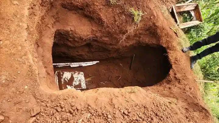 Officials exhume wrongly buried body after woman thought to be dead resurfaces in Masaba