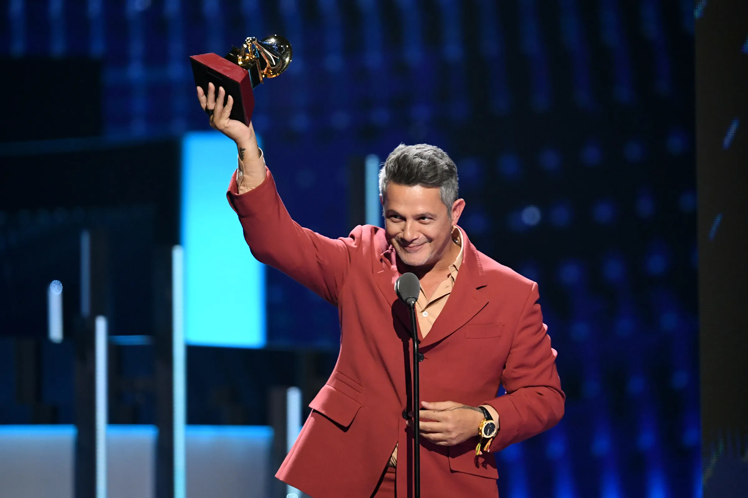 Alejandro Sanz Net Worth