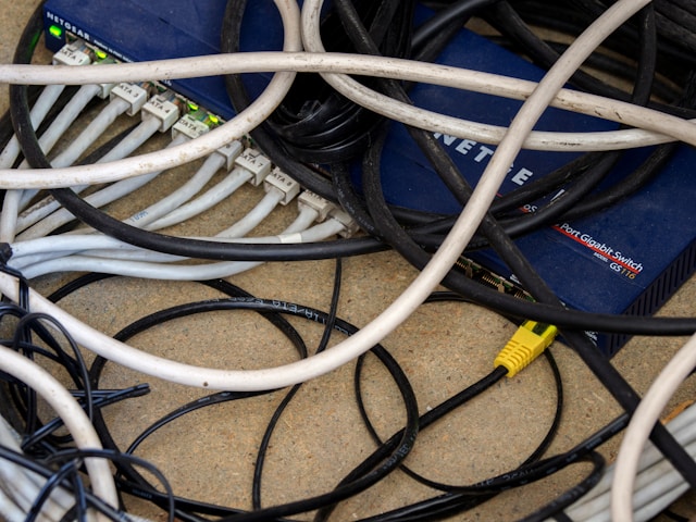 Do HDMI Cables Go Bad: Causes, Signs & Solutions Do HDMI Cables Go Bad