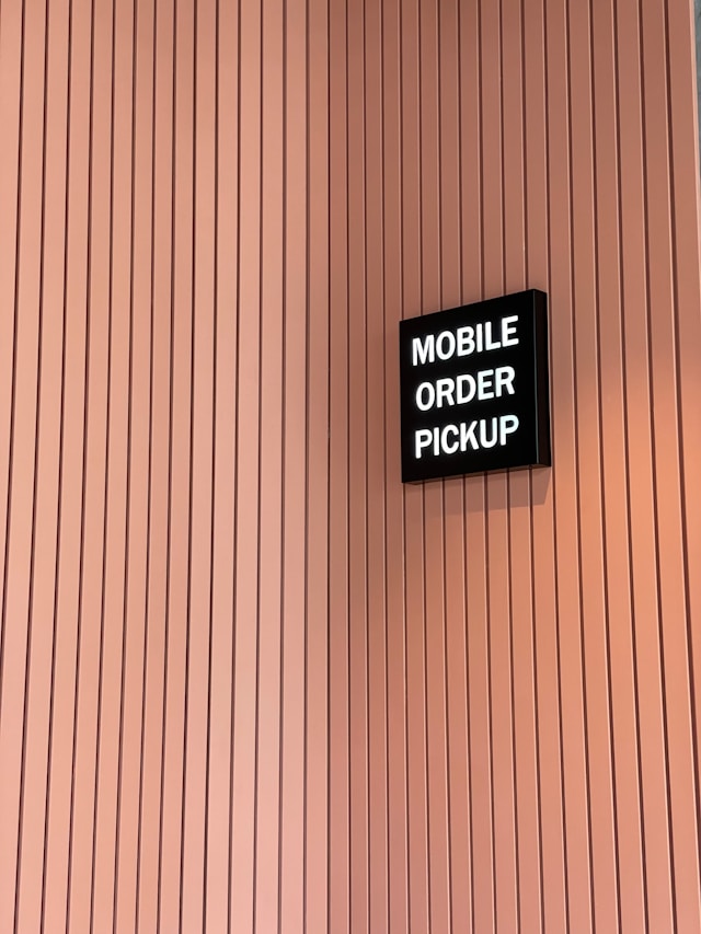 5 Key Factors That Define Quality in Modular Signage Systems Key Factors That Define Quality in Modular Signage Systems