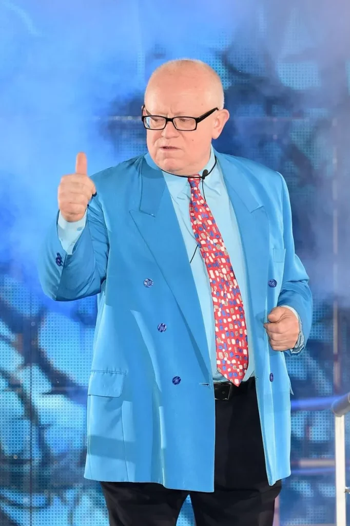Ken Morley Net Worth
