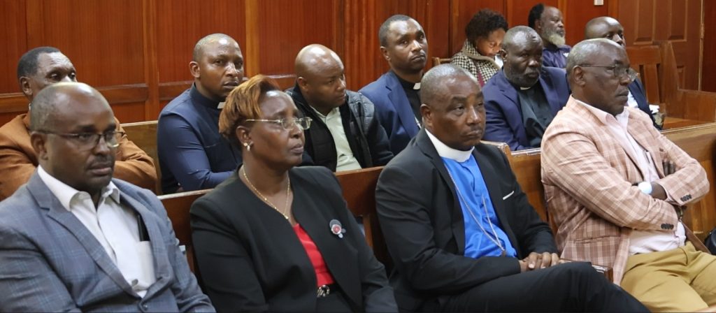 PCEA cleric in court to stop contempt ruling against two senior church leaders PCEA Moderator Rev Dr Thegu Mutahi (second right) and Mr David Nderitu Ndumo (left) when they appeared before Lady Justice Stella Mutuku at the Milimani Law Courts Monday