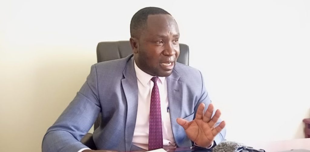 Clinical Officers Issue 21-Day Strike Notice Kenya Union of Clinical Officers (KUCO) Secretary General George Gibore