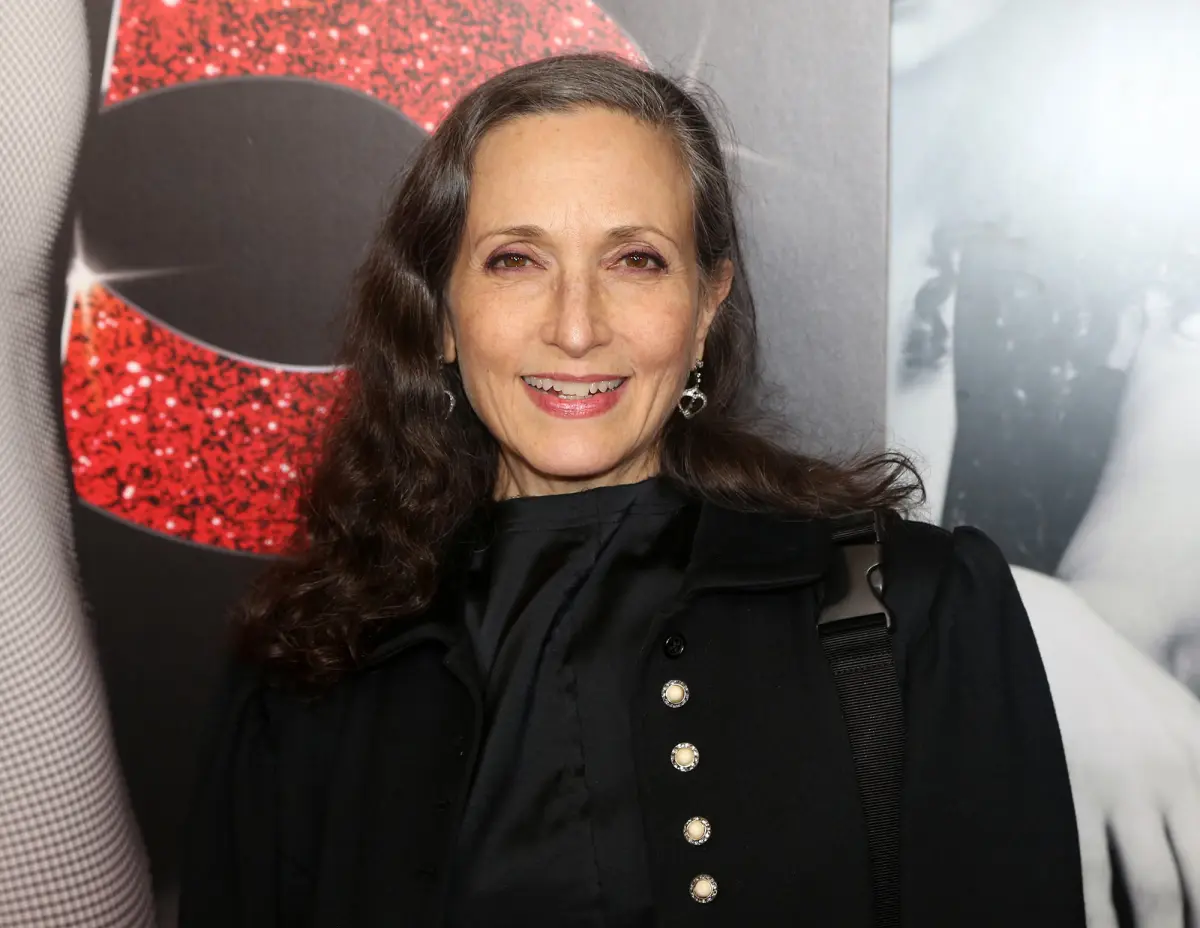 &nbsp;Bebe Neuwirth Net Worth