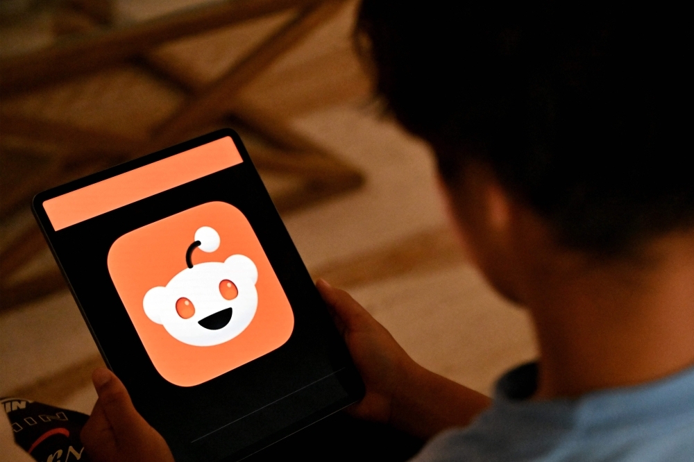 Reddit launches High Court challenge to Australia’s social media ban for kids