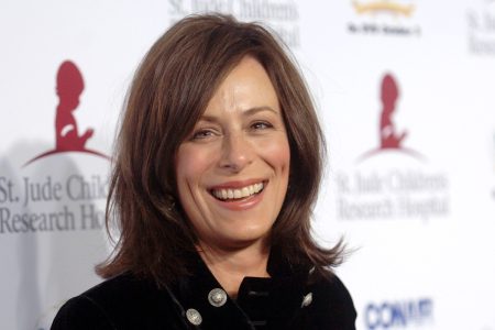 Jane Kaczmarek Net Worth - Kahawatungu
