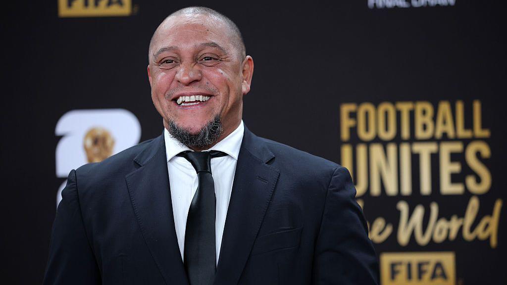 Brazil legend Roberto Carlos recovering in hospital Brazil legend Roberto Carlos recovering in hospital