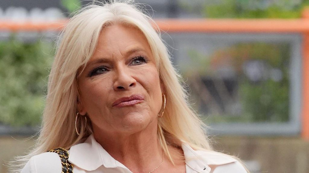 Samantha Fox Net Worth