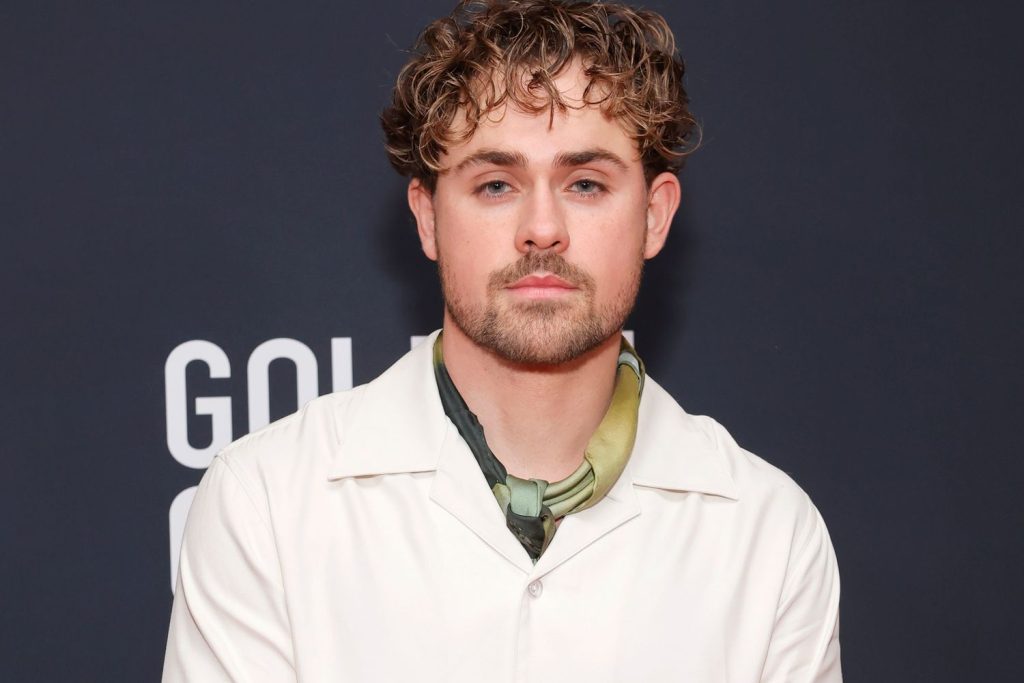 Dacre Montgomery Net Worth