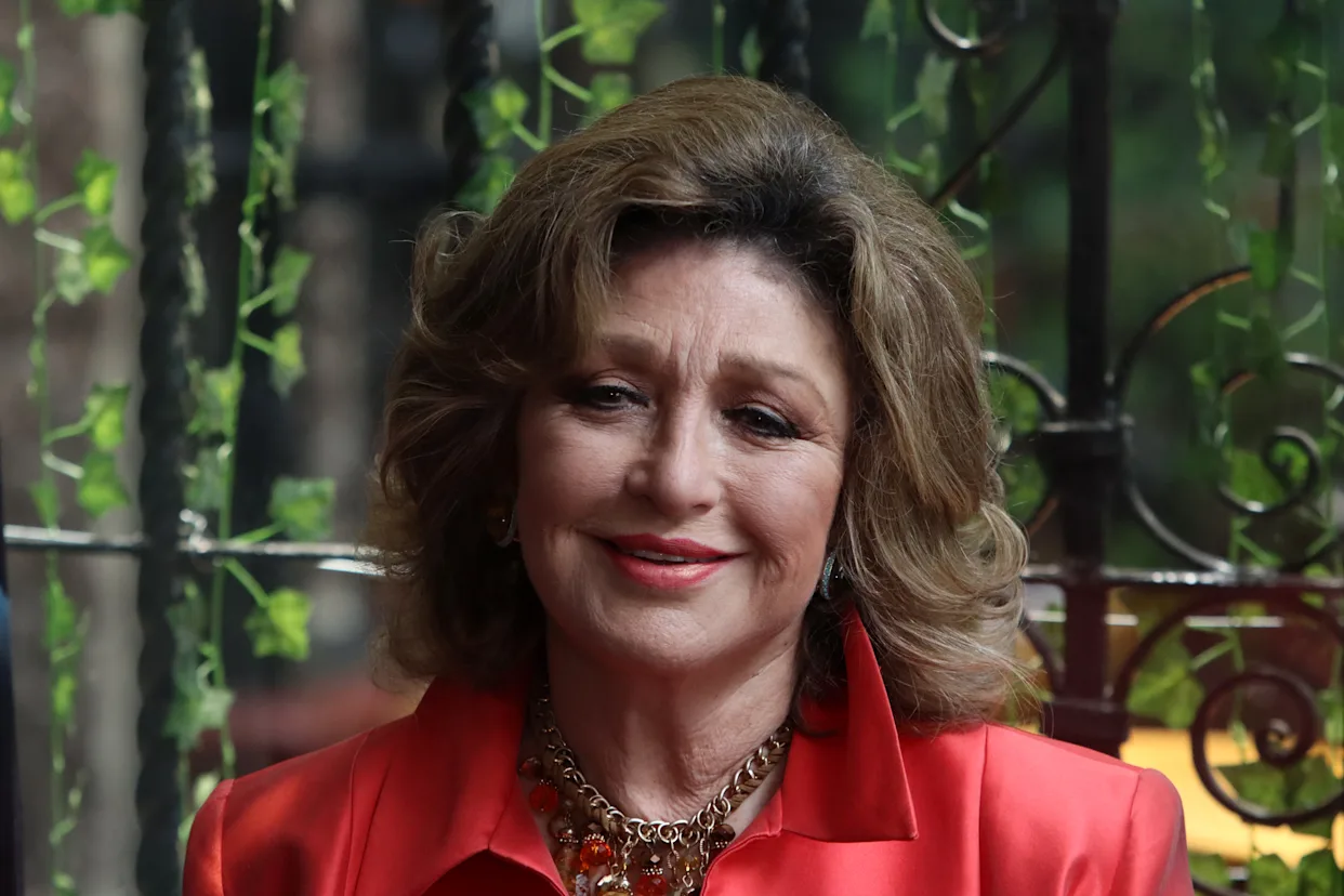 Ang&eacute;lica Mar&iacute;a Net Worth