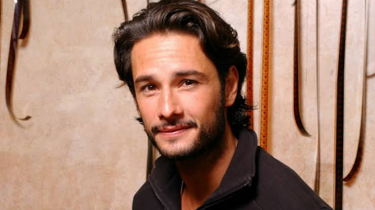 Rodrigo Santoro Siblings: Getting to Know Flávia Junqueira dos Reis Santoro