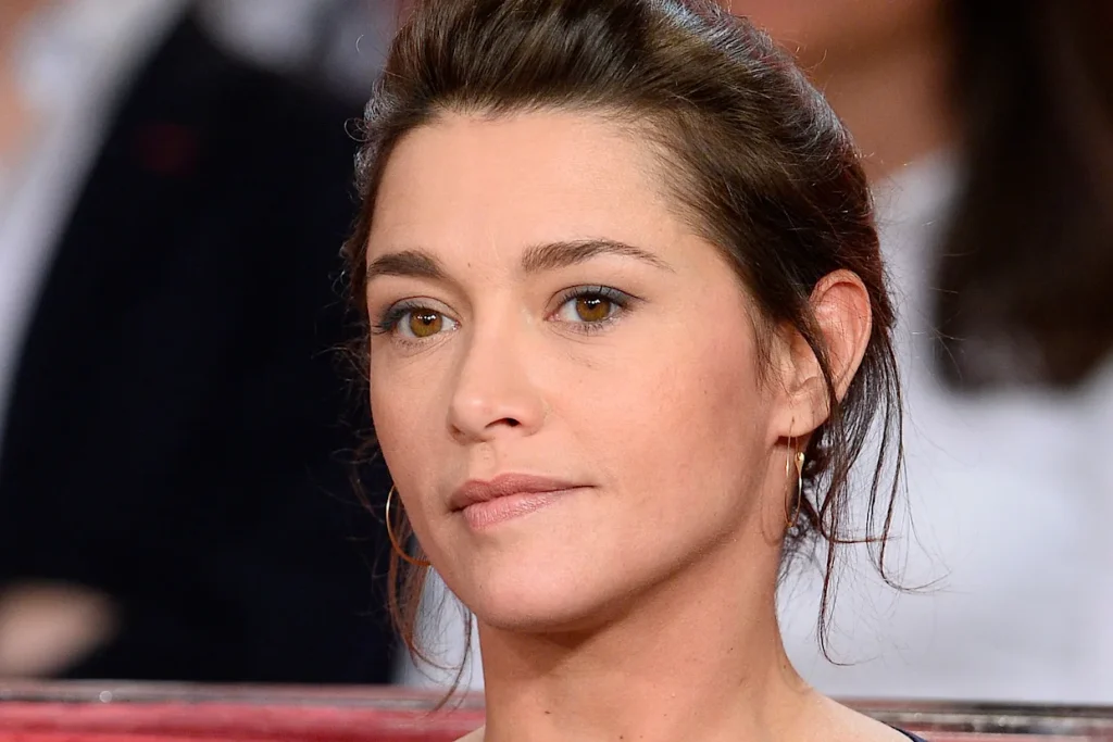 What is Emma de Caunes Net Worth?