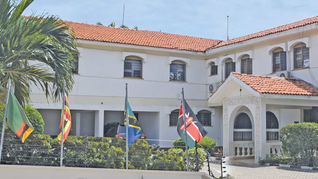 Presidential guard collapses and dies at Mombasa State House