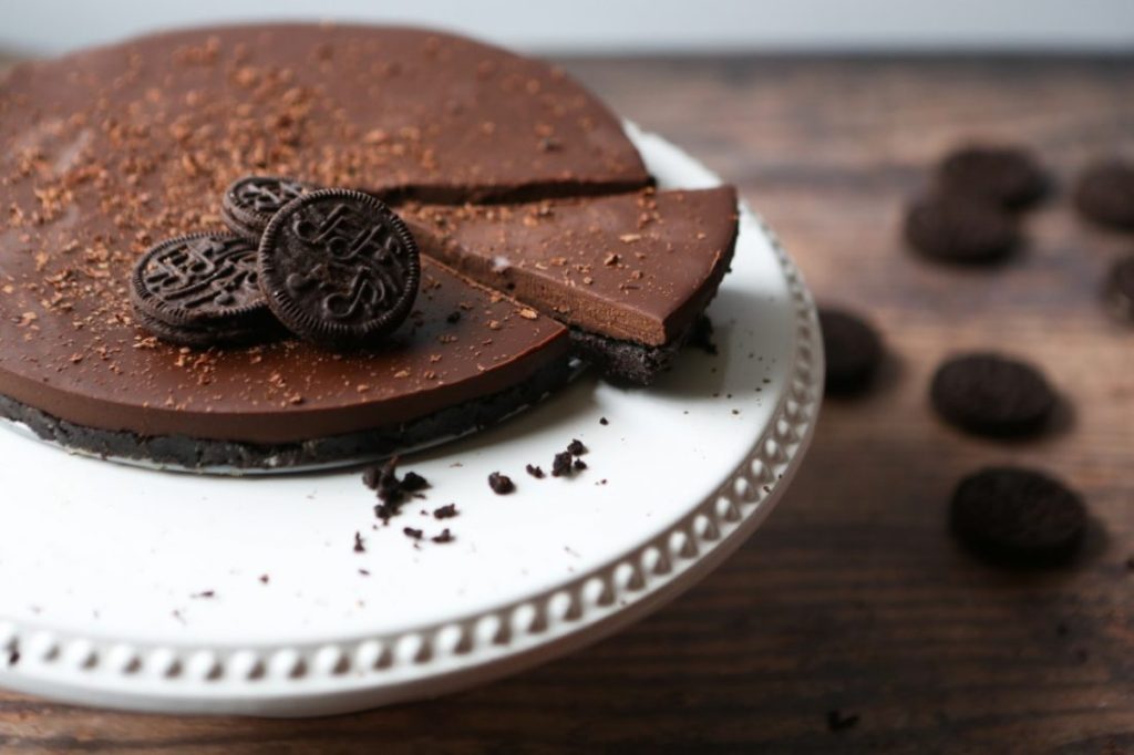 How to Make Oreo Cake How to Make Oreo Cake