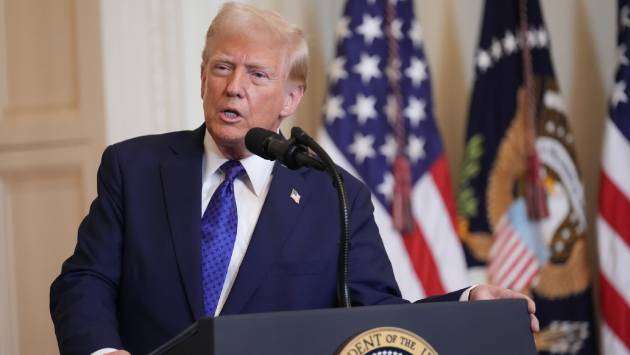 Trump brings in new 10% tariff as Supreme Court rejects his global import taxes