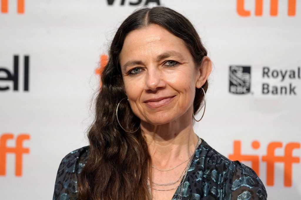 What is Justine Bateman Net Worth?