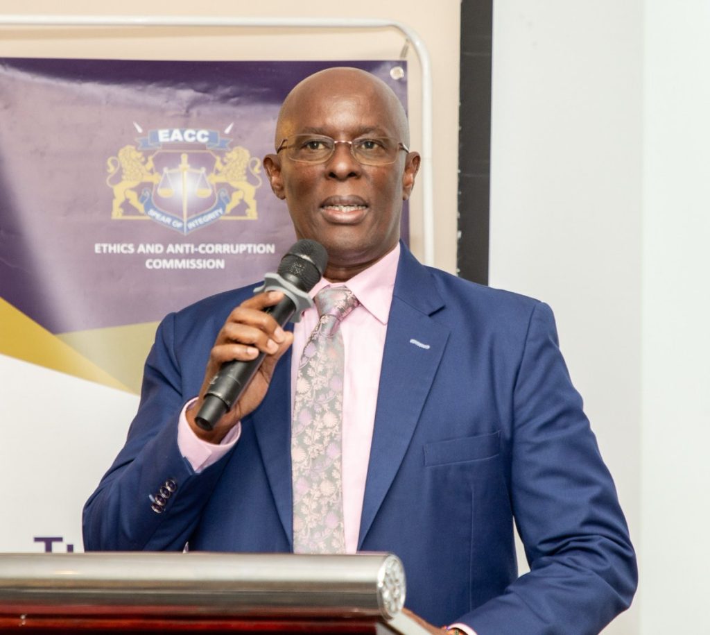 Justice sector players unite in war on corruption