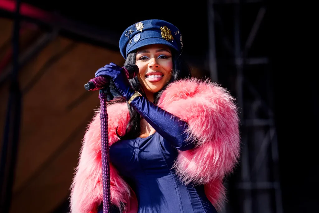 What is Mariah the Scientist Net Worth?