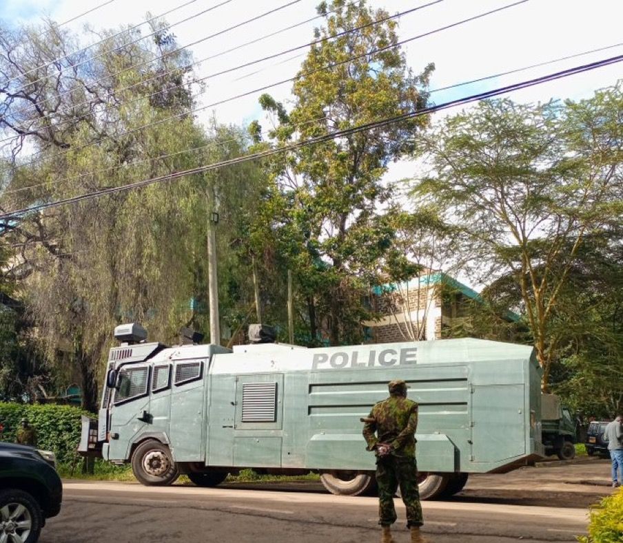 Tension as police block roads to Ufungamano to stop Sifuna’s ODM meeting