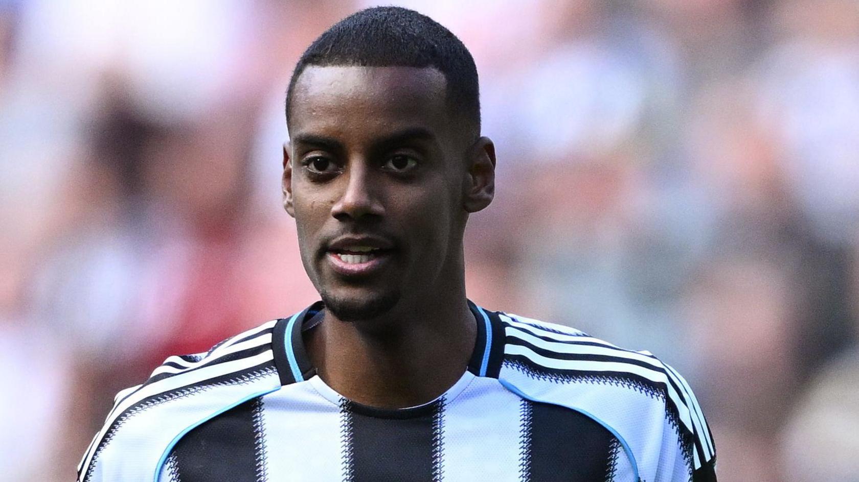 Alexander Isak Net Worth