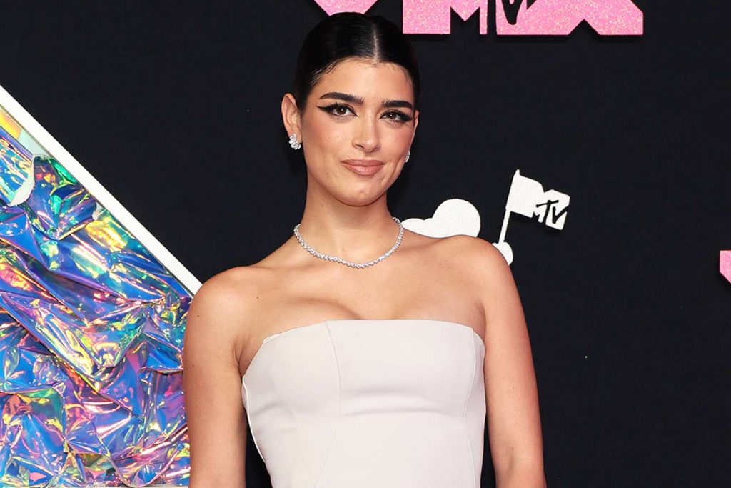 What is Dixie D'Amelio net worth?