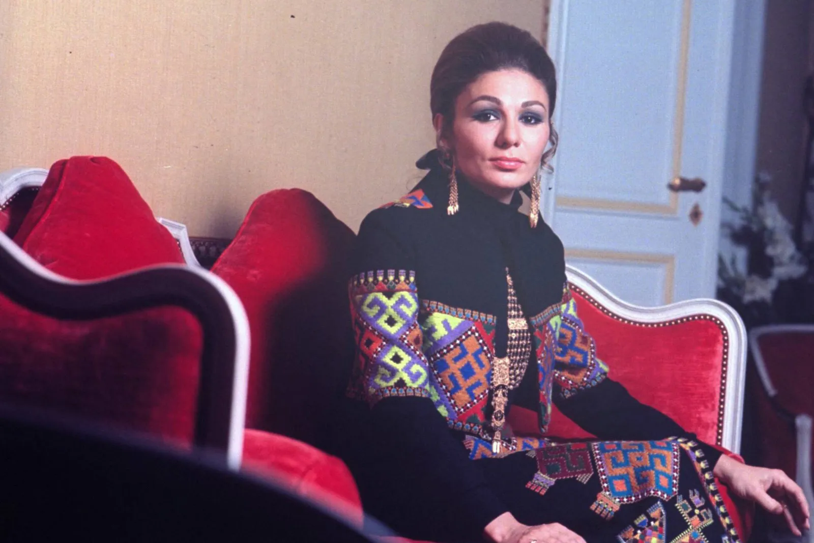 Farah Pahlavi Net Worth