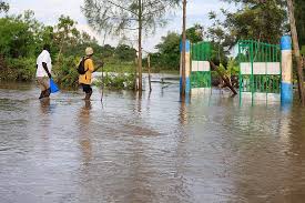 Flood death toll in Kenya rises to 103 as heavy rains persist Flood death toll in Kenya rises to 103 as heavy rains persist